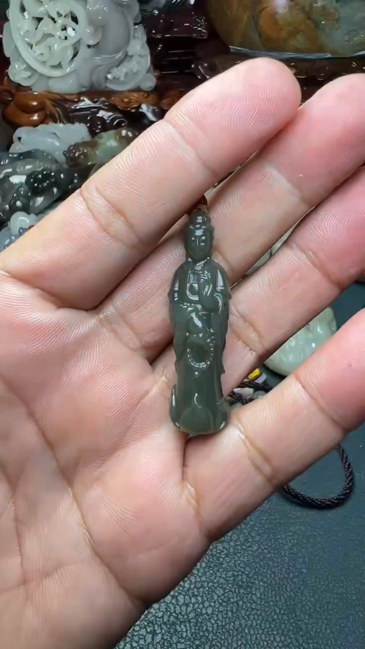 未镶嵌和田玉挂件-