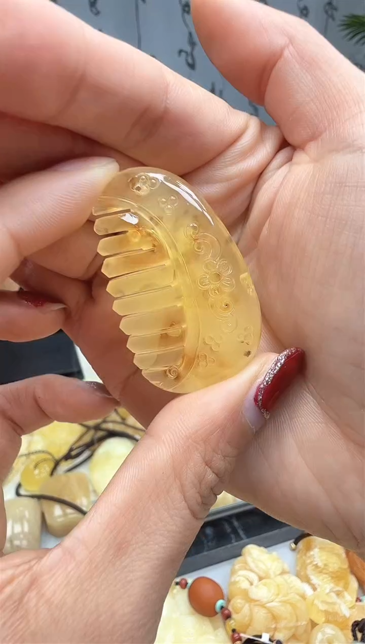 【闪购商品】琥珀裸石未镶嵌挂坠