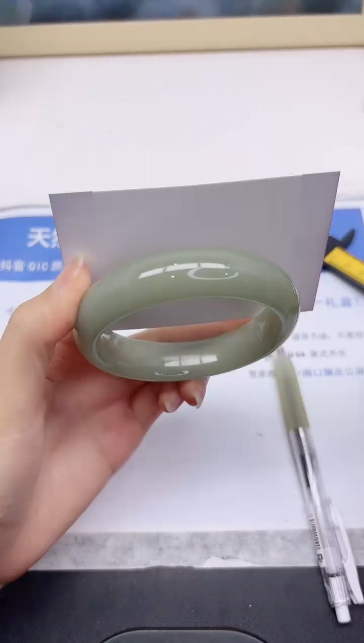 石英质玉手镯未镶嵌136-60.1