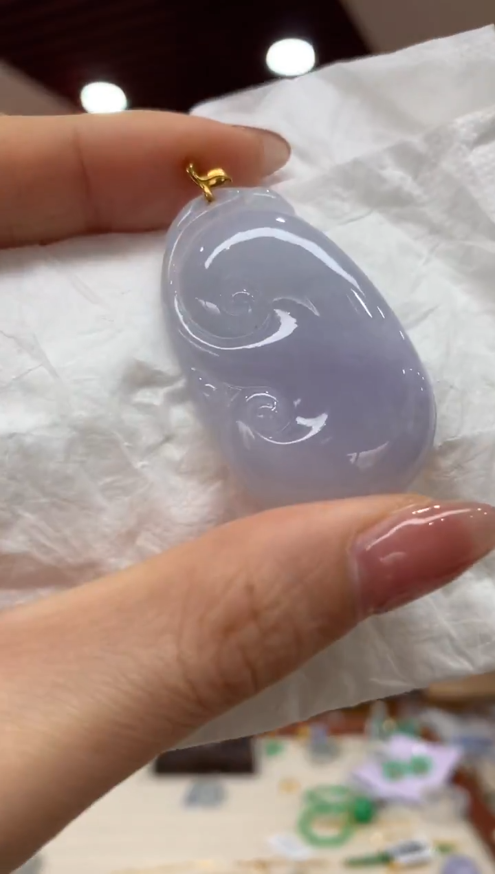 吊坠(不含链)18K金镶嵌翡翠如意