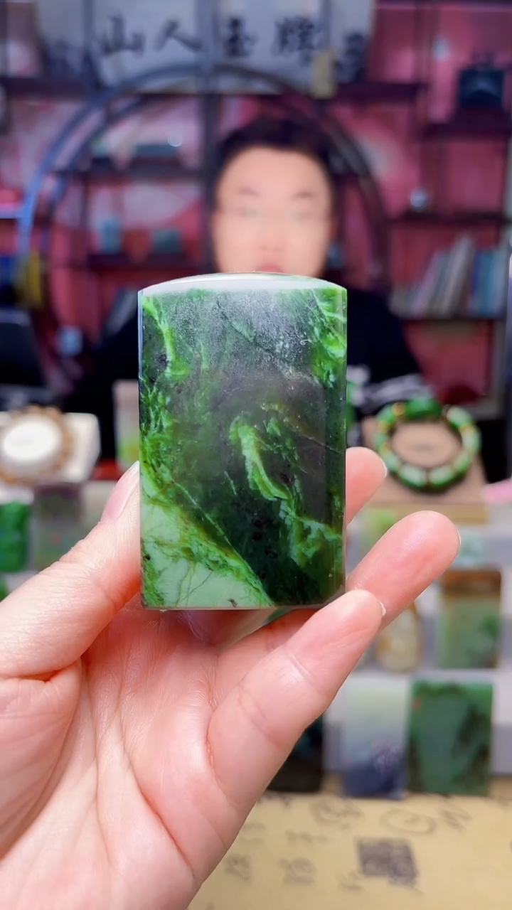 未镶嵌和田玉摆件15