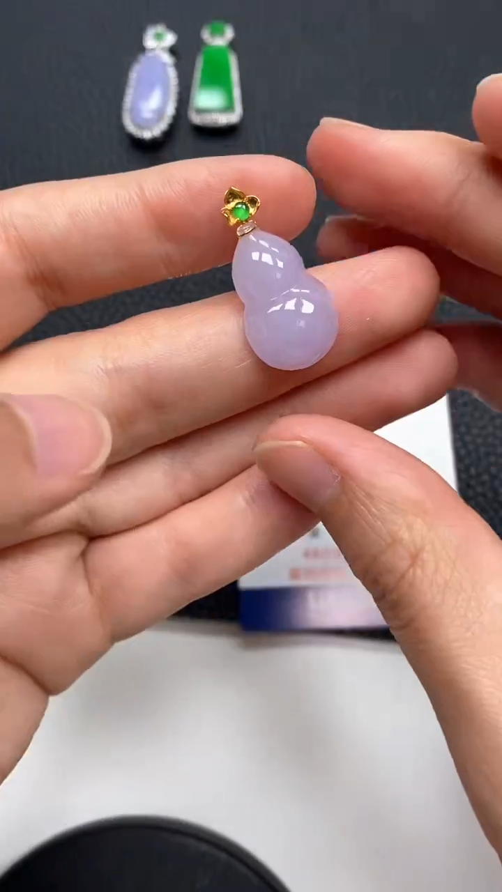 【闪购商品】翡翠吊坠(不含链)18K金镶嵌紫葫芦吊坠