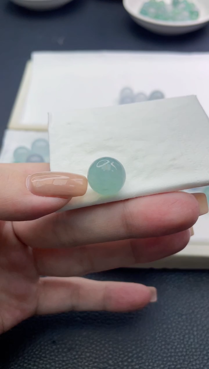 未镶嵌定制翡翠㊗**子珠子