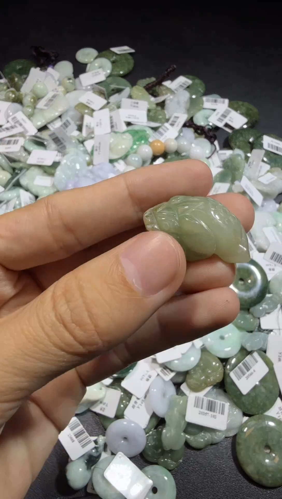 【闪购商品】翡翠颈饰未镶嵌00002242