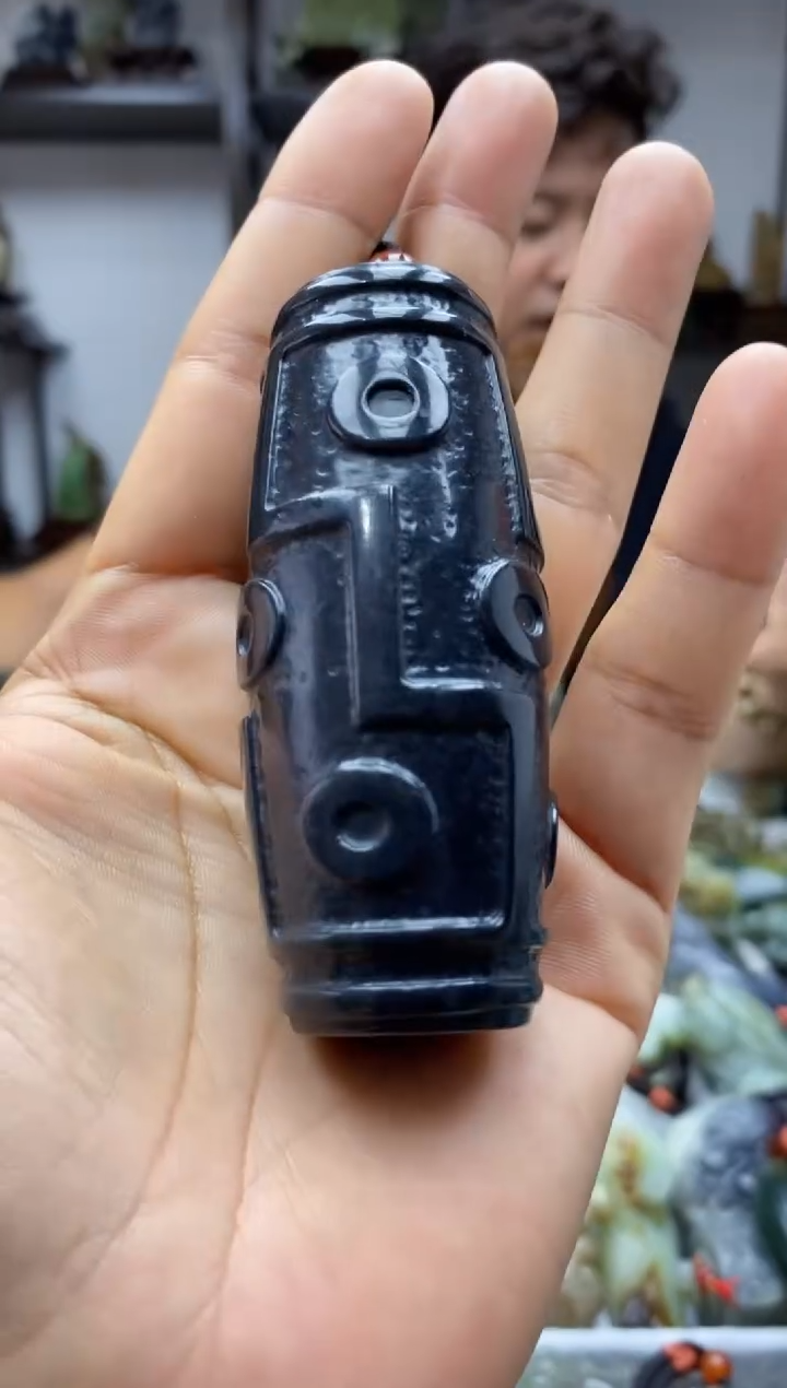 未镶嵌和田玉把件1