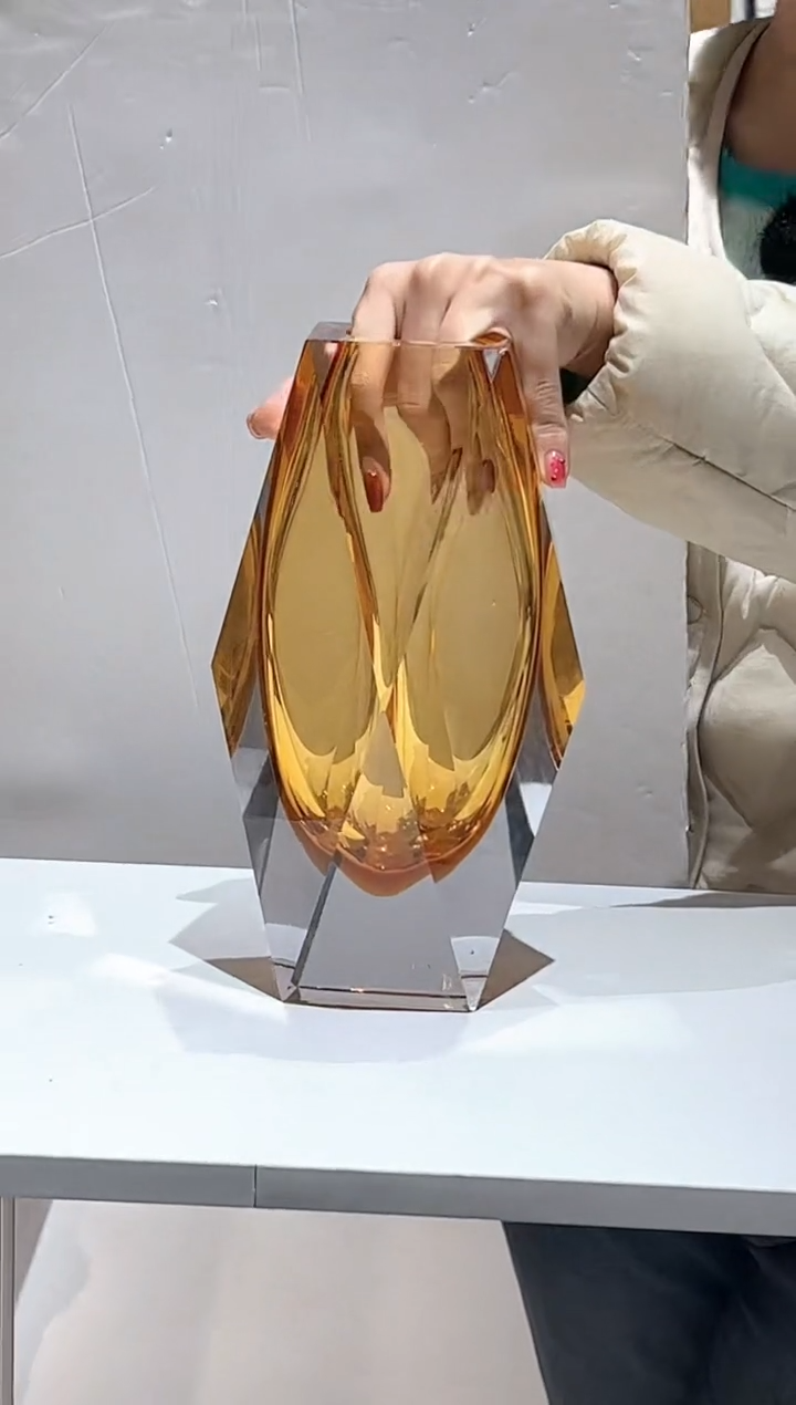 【闪购商品】琉璃琥珀色切面花瓶