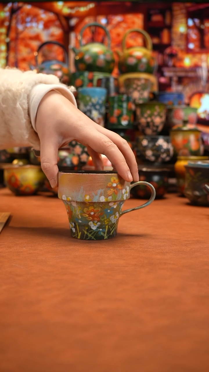 油画   釉下彩   杯子