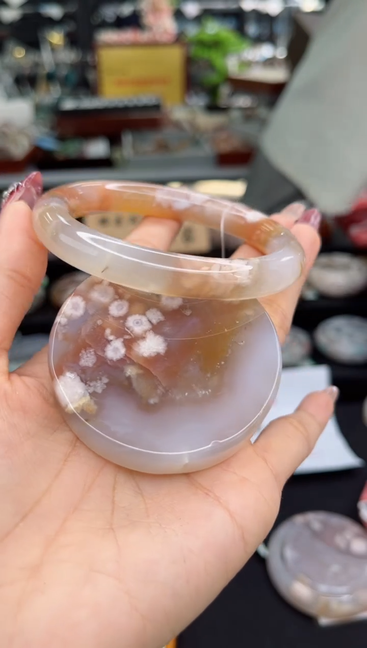 【闪购商品】石英质玉手镯未镶嵌61圈口（赠品镯心）3590347