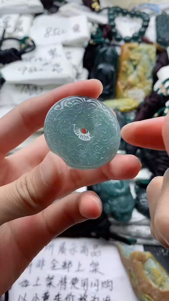 颈饰未镶嵌翡翠8