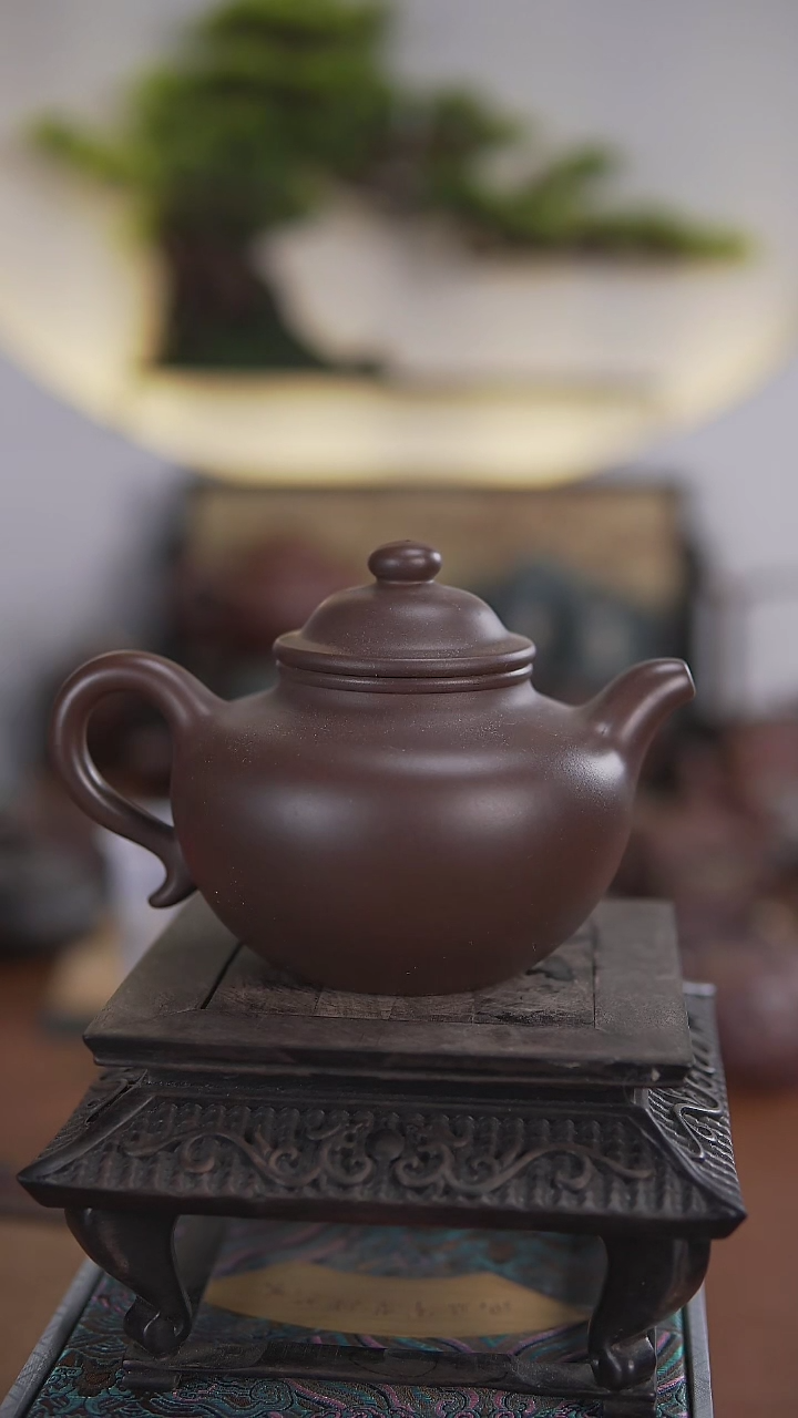 【闪购商品】紫砂茶壶王洁莲子