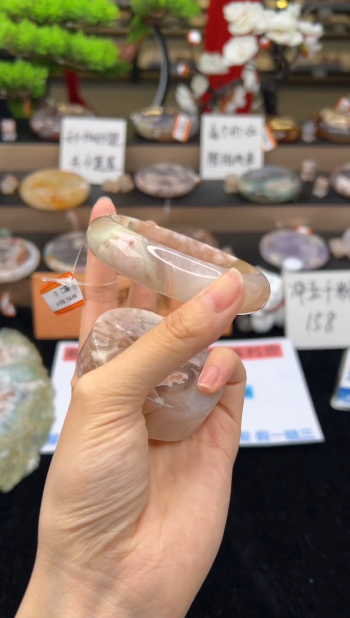 【闪购商品】石英质玉手镯未镶嵌60圈口（赠送镯心）13304