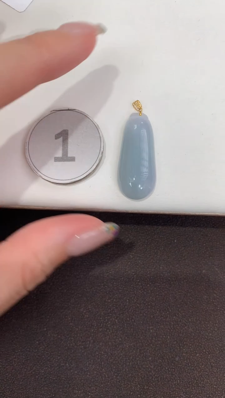 颈饰18K金镶嵌翡翠天然缅甸A货翡翠