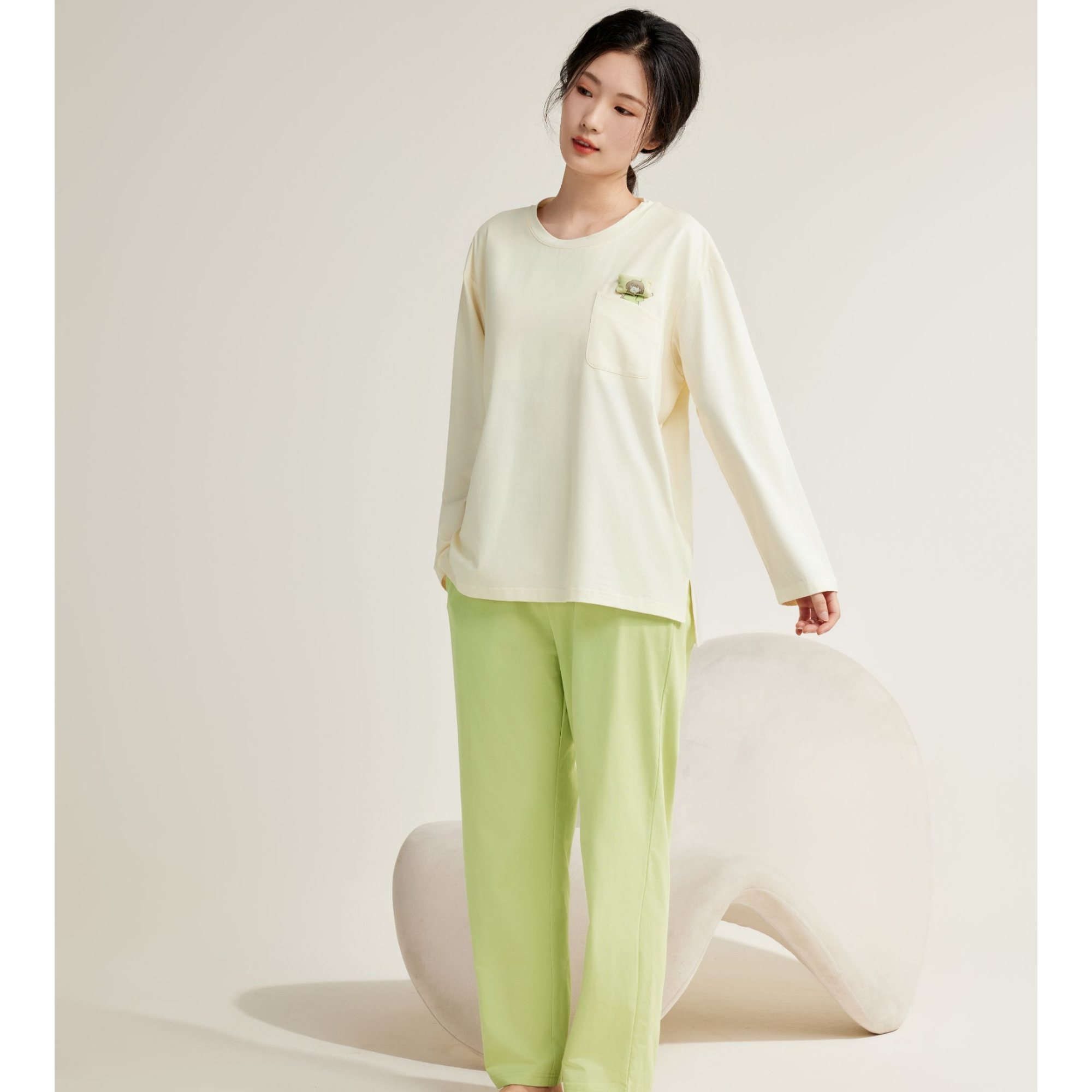 【凯迪世家】2025年新款长袖长款薰衣草家居服女套装ZT9417010