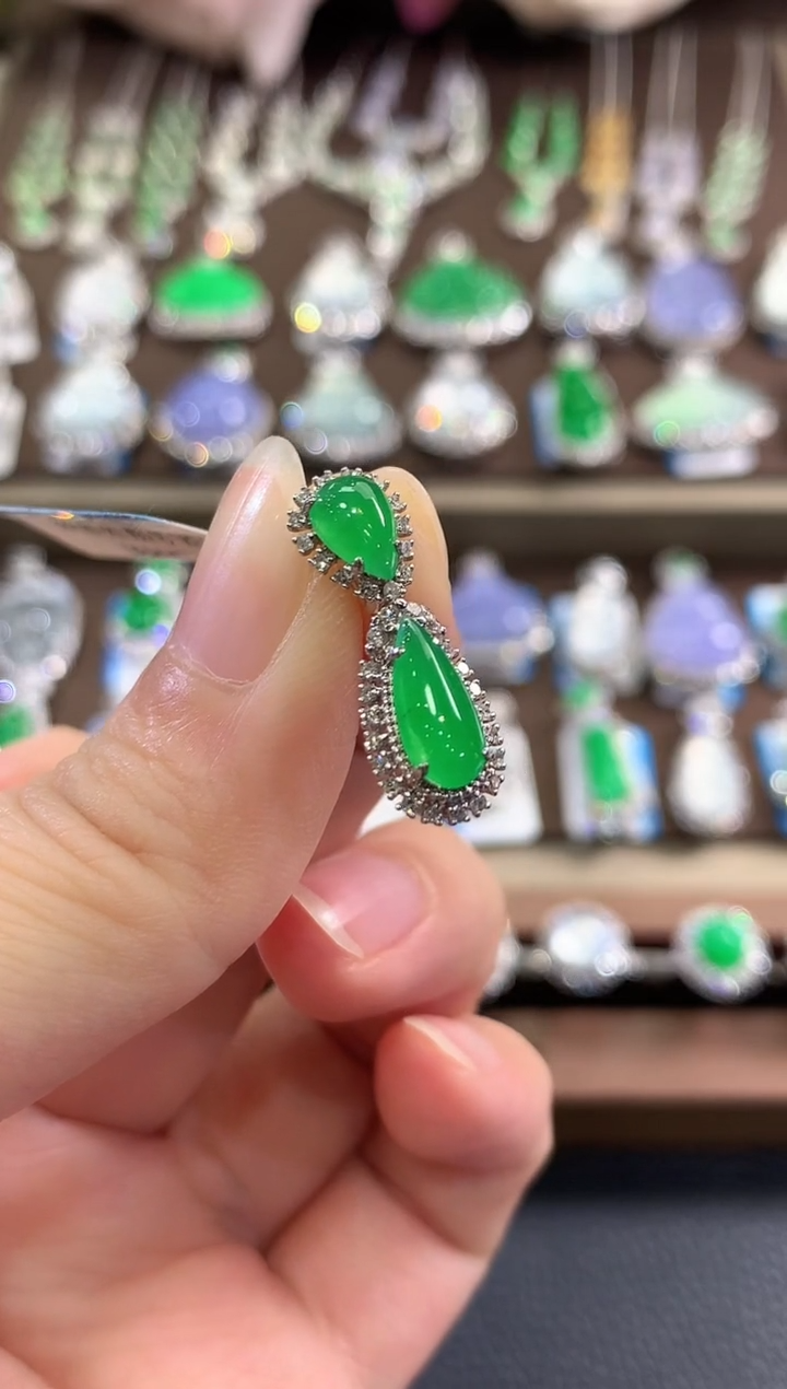 吊坠(不含链)18K金镶嵌翡翠b113 