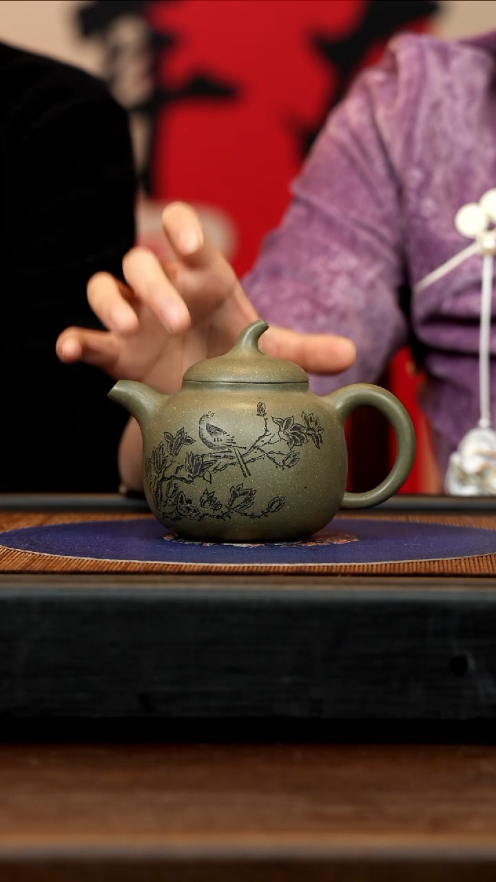 【闪购商品】紫砂茶壶FKM 豆青 茄段