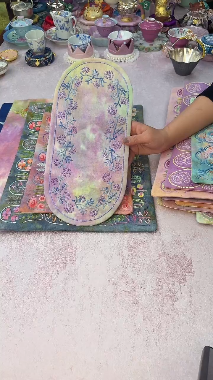 39手作植物扎染刺子绣茶席