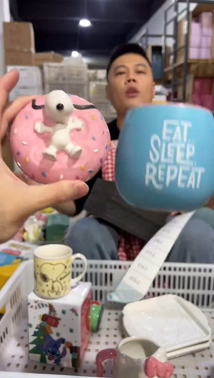 【闪购商品】杯原盒史努比带盖大肚杯微瑕