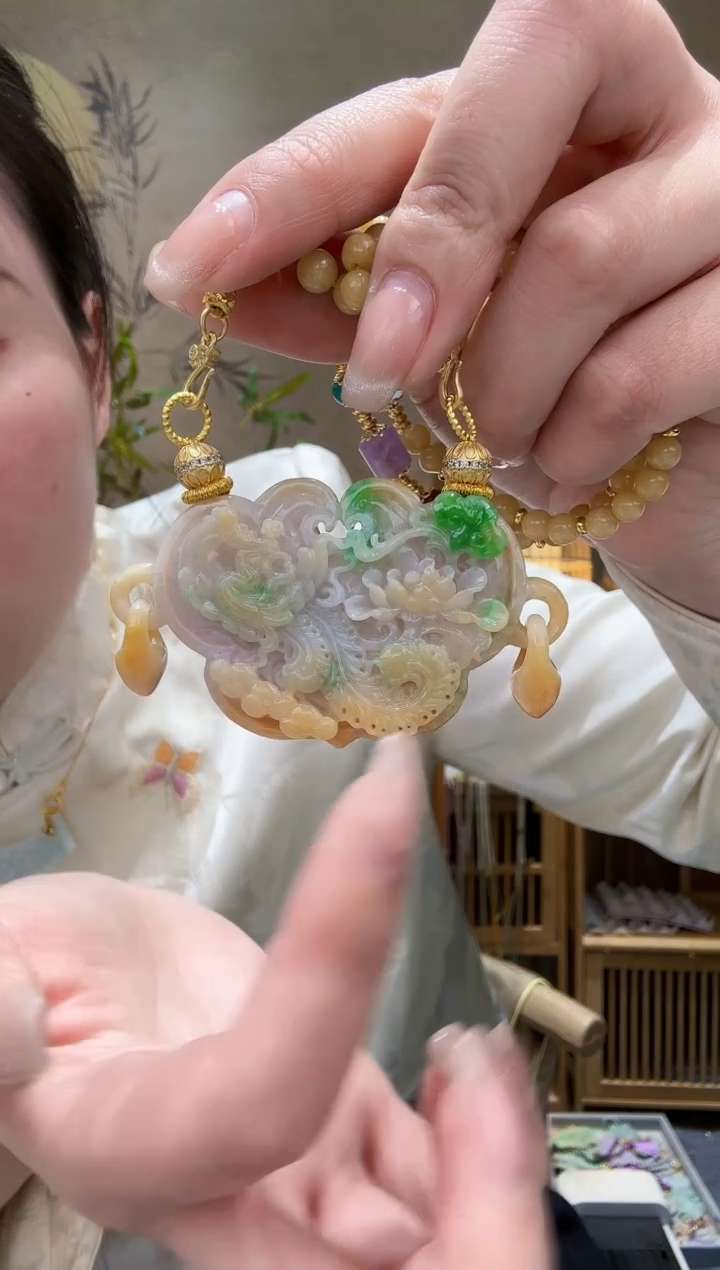 【闪购商品】翡翠颈饰未镶嵌吊坠