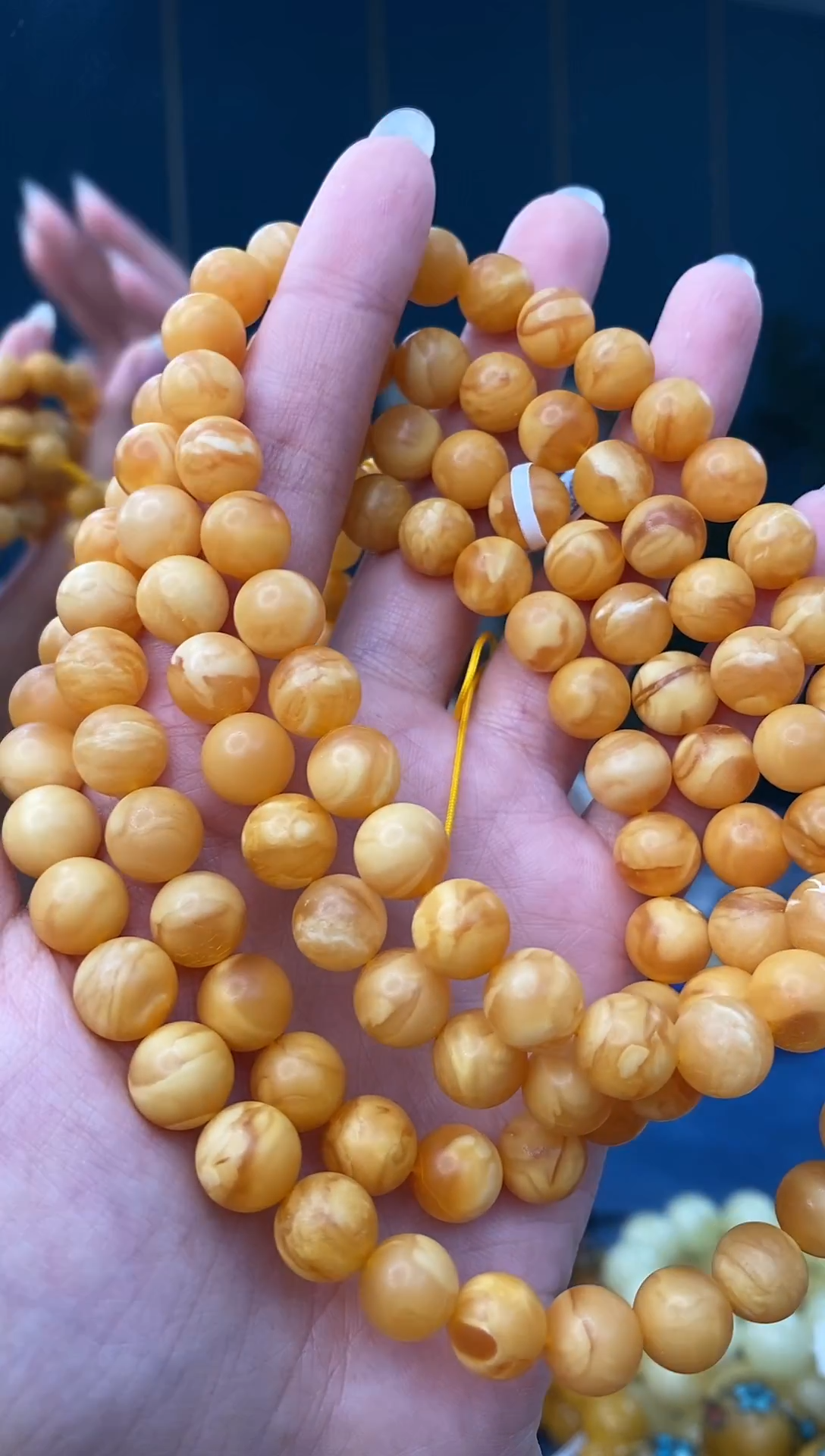 裸石琥珀未镶嵌1/4多样性发其一76