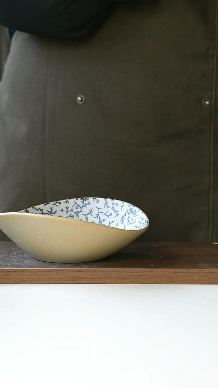 【闪购商品】陶瓷手绘优然花坚果碗16cm瑕@4-2@