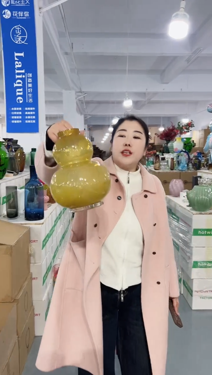 【闪购商品】玻璃花伴你花瓶-微瑕-496J