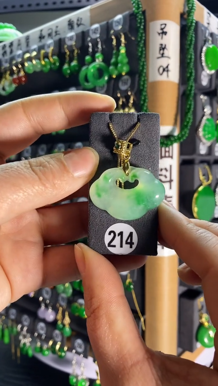 【闪购商品】翡翠耳饰银S925镶嵌214....