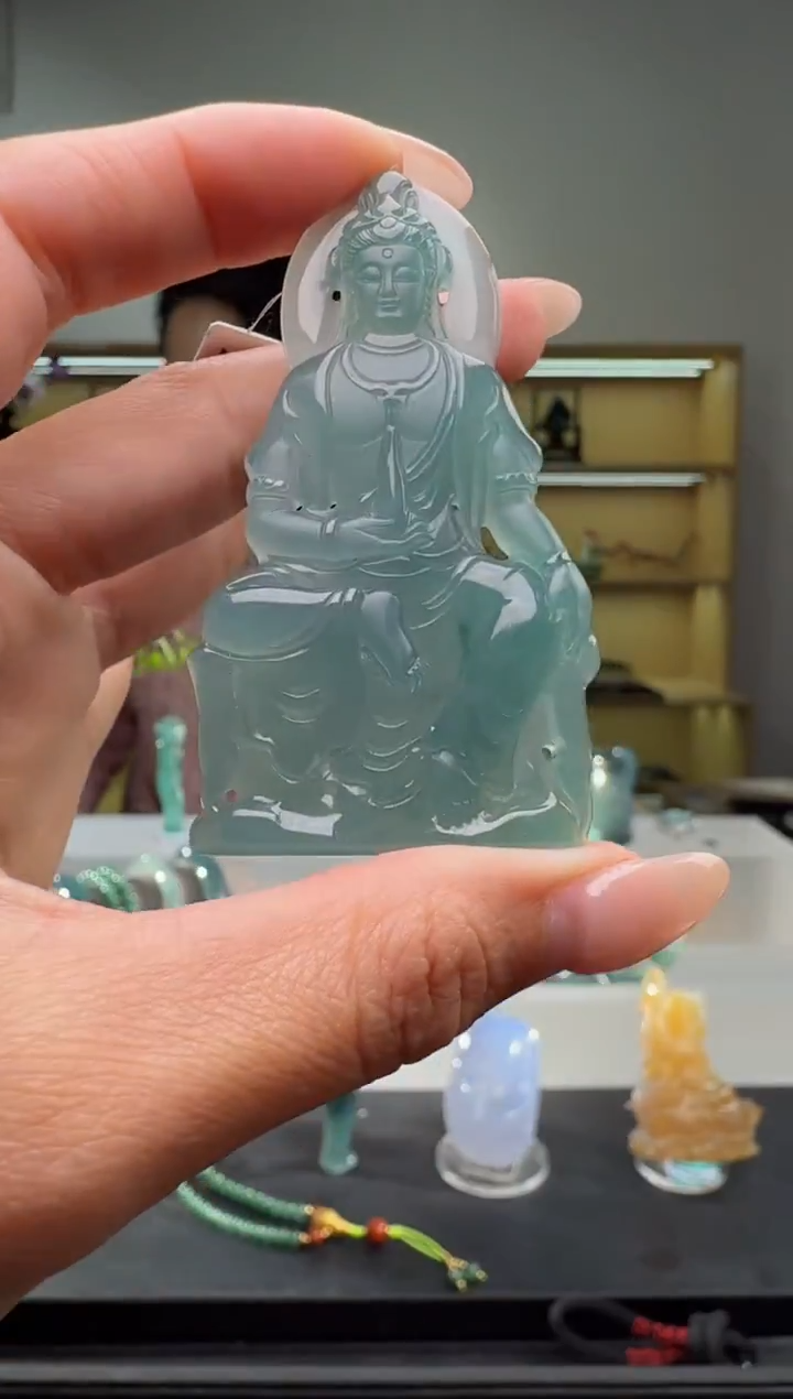 吊坠(不含链)未镶嵌翡翠观音