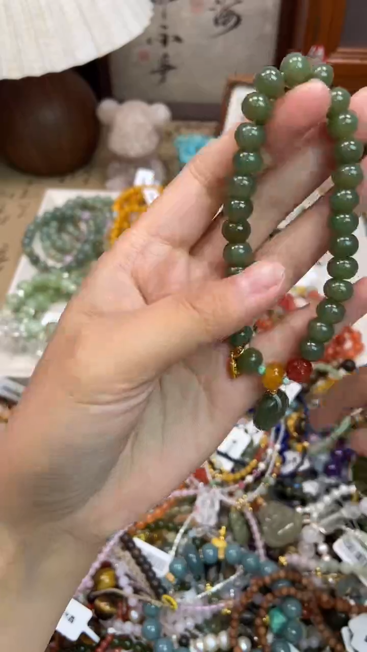 手饰和田玉未镶嵌192