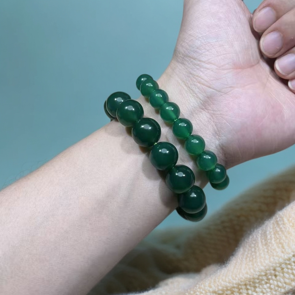 天然宝石级帝王冰绿玛瑙玉手串单圈14mm精美时尚