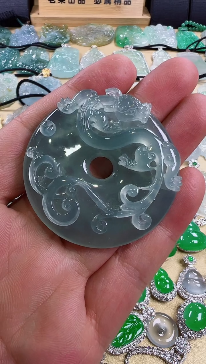 颈饰未镶嵌翡翠天然缅甸翡翠