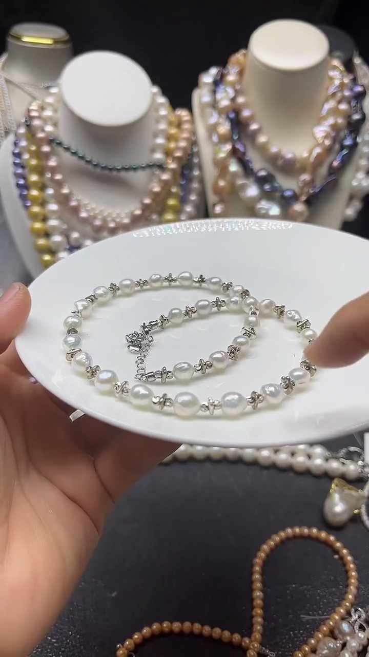 颈饰未镶嵌淡水珍珠多人