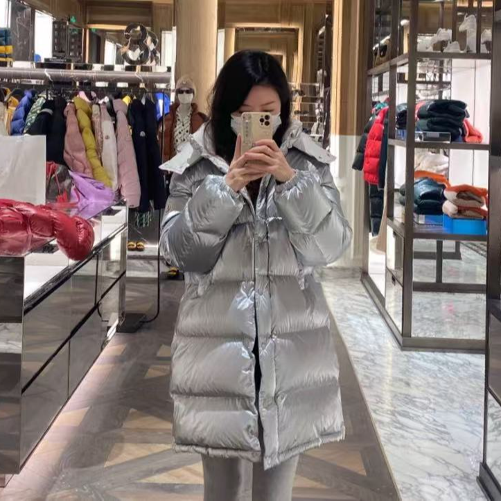 未使用 MONCLER 盟可睐/GG/gaou女士银色羽绒服外套 福利