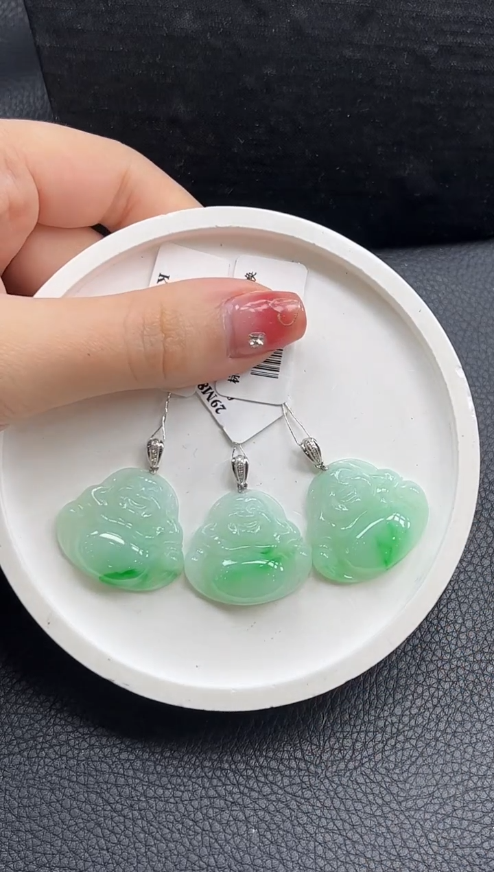 【闪购商品】翡翠颈饰18K金镶嵌佛公多样性发1件