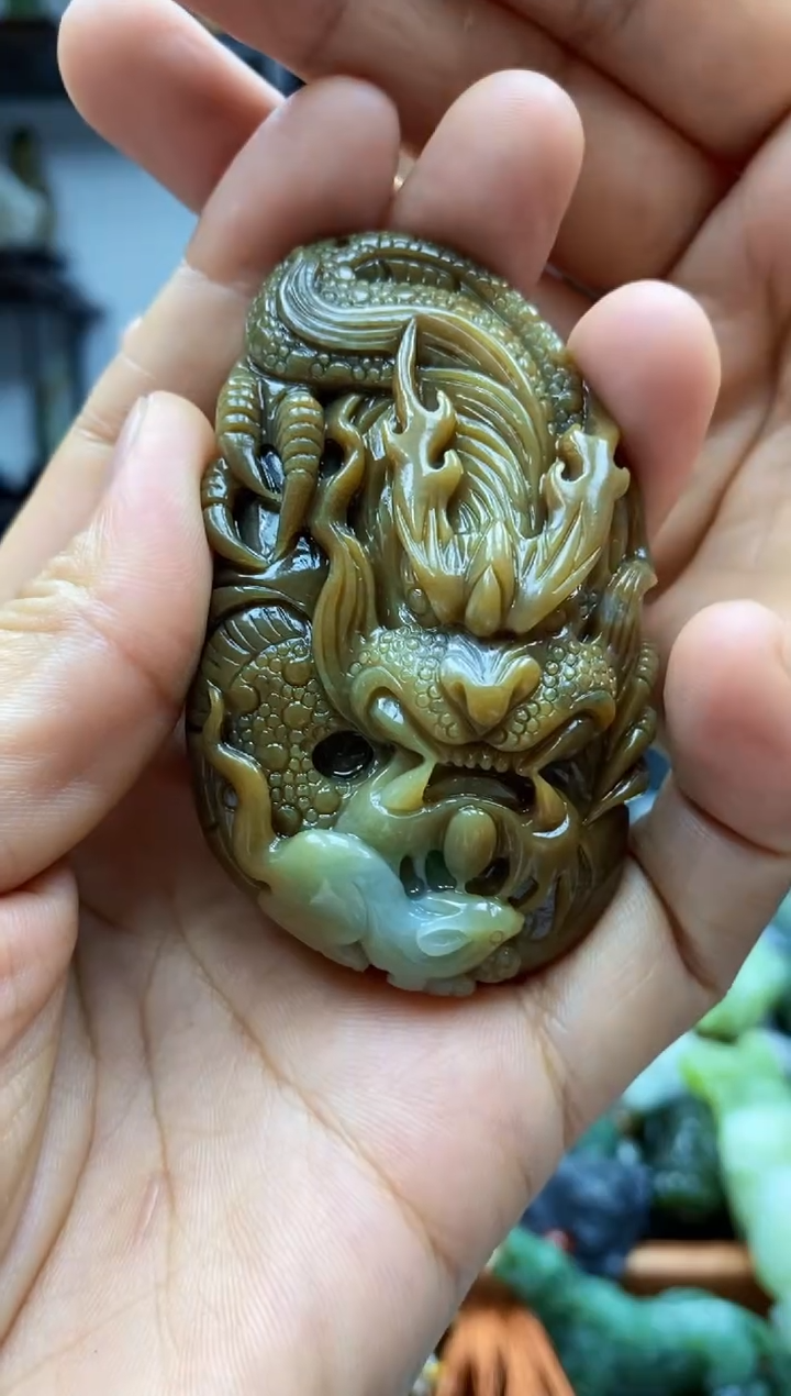 和田玉未镶嵌把件1