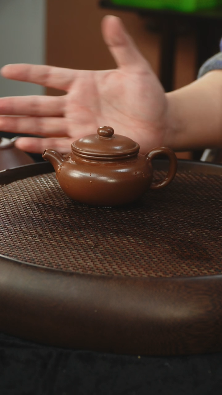 茶壶紫砂仿古  革紫泥