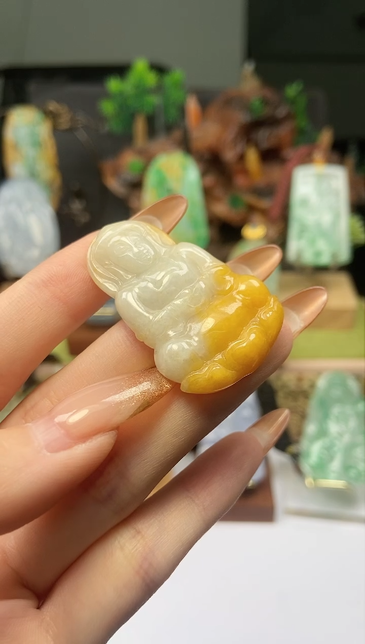 【闪购商品】翡翠颈饰未镶嵌翡翠A货