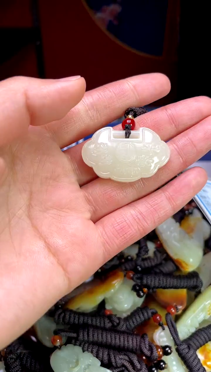 【闪购商品】和田玉颈饰未镶嵌123