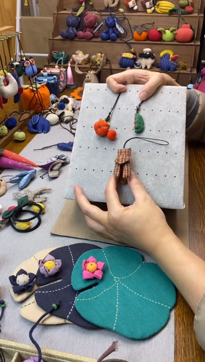 手机挂（小柿子+福豆+格子知了）