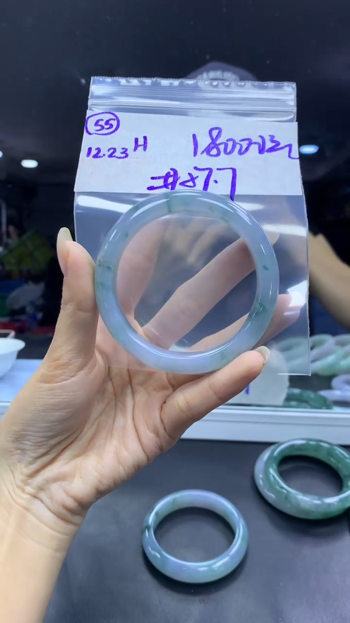 未镶嵌定制翡翠55手镯57.7+18000元+拍一发一