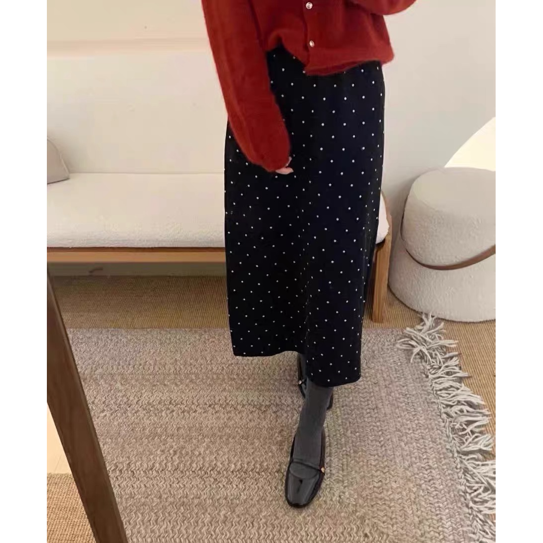 2025秋冬新款气质毛呢波点黑色半身裙高腰a字直筒小个子中长半裙