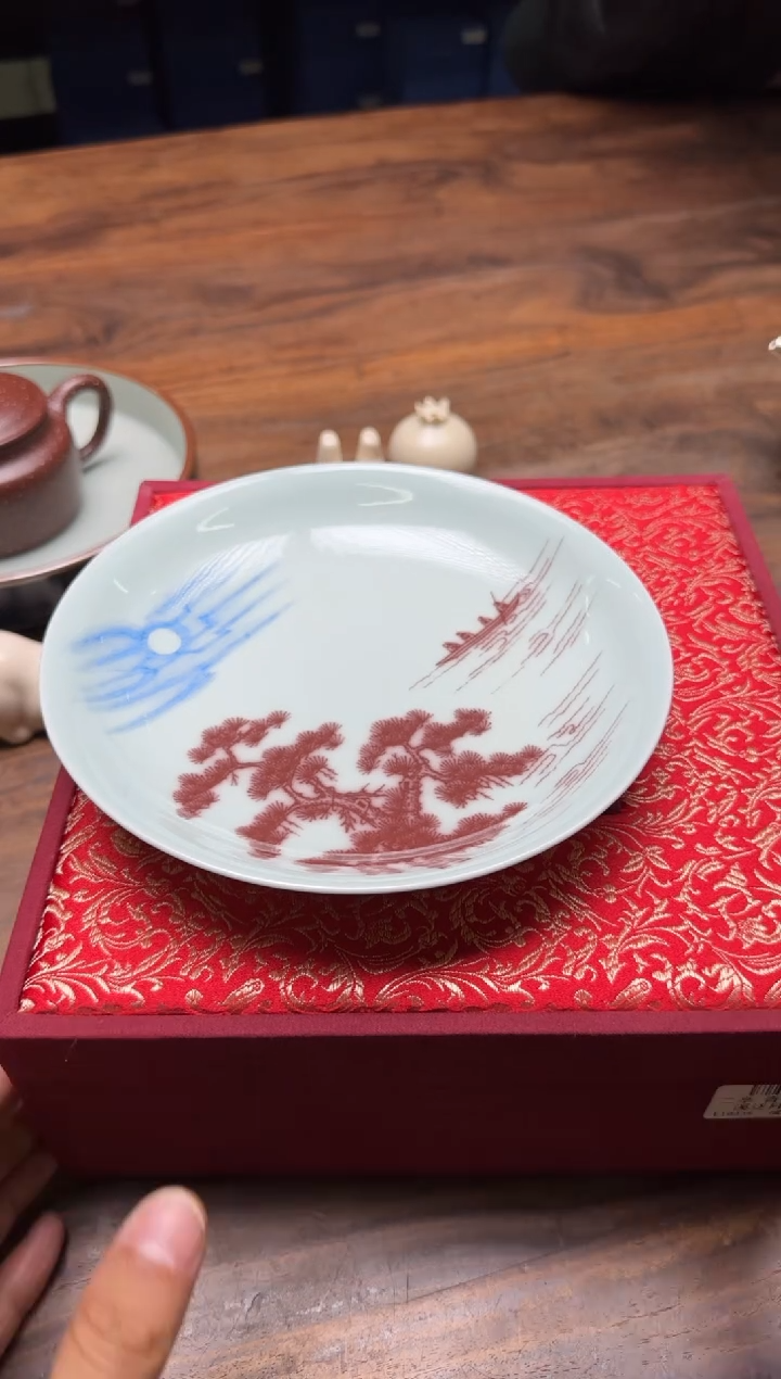 二亭 青花釉里红松溪泛月图 壶承