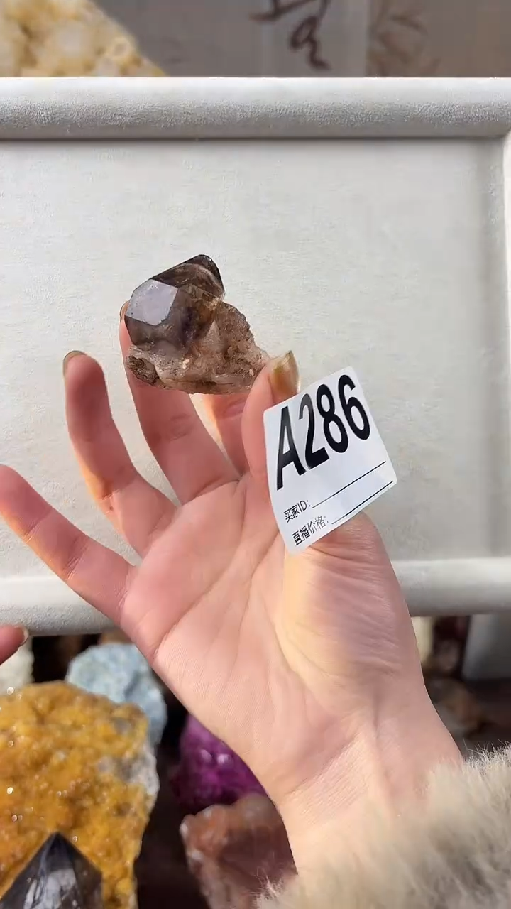 【闪购商品】水晶摆件未镶嵌超七  286 