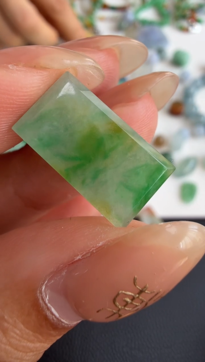 未镶嵌定制翡翠17.7*9.9*2.5/800+80