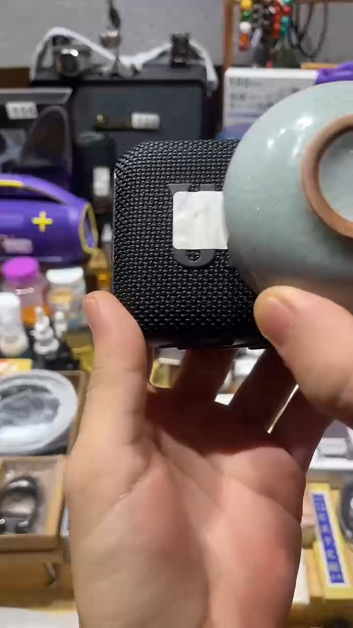 瓷片闪购商品 如图所示