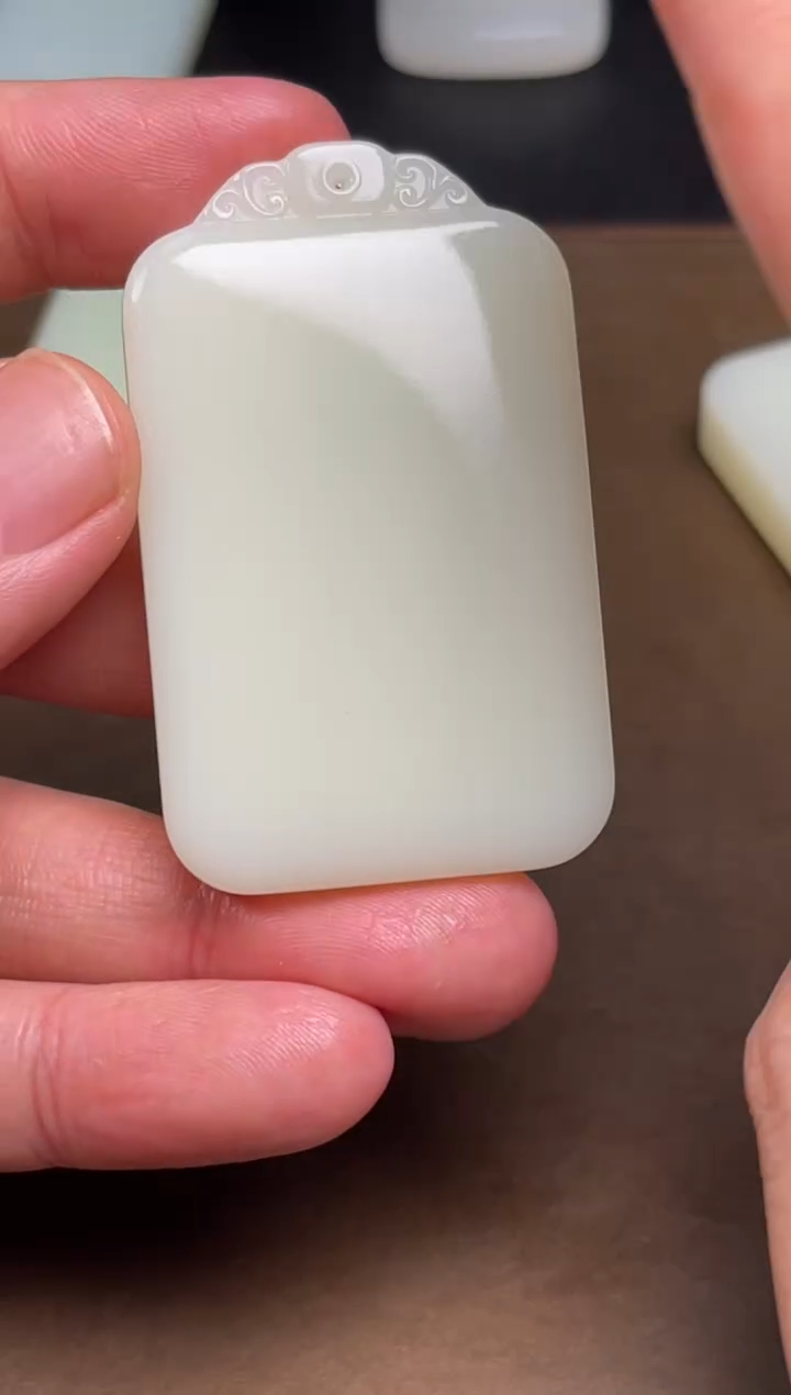 【闪购商品】和田玉颈饰未镶嵌53  带点