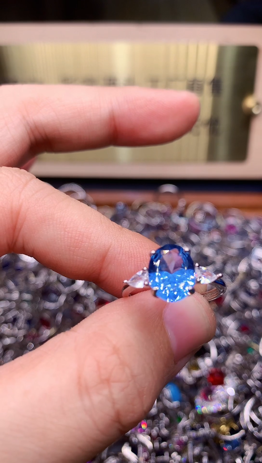 【闪购商品】海蓝宝石戒指银S925镶嵌........