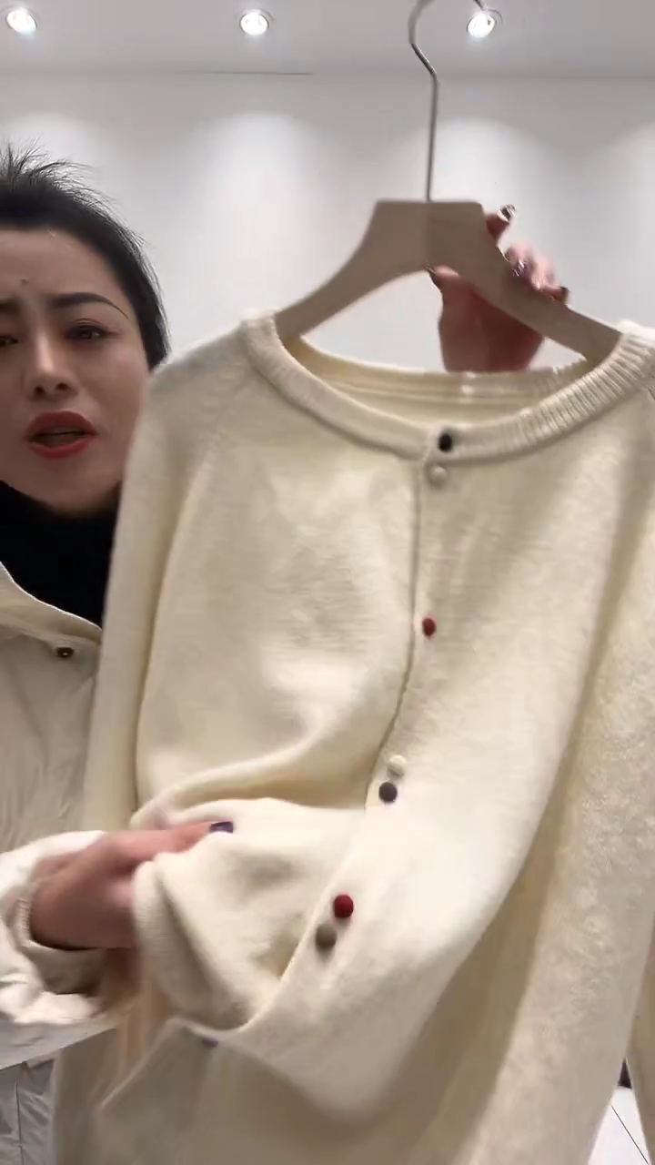 商贸城锦汐里女装批发003