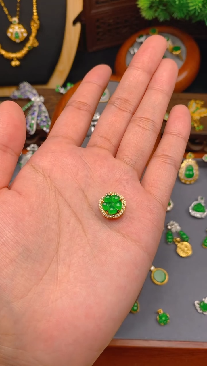 【闪购商品】翡翠吊坠(不含链)银S925镶嵌花花潘多拉