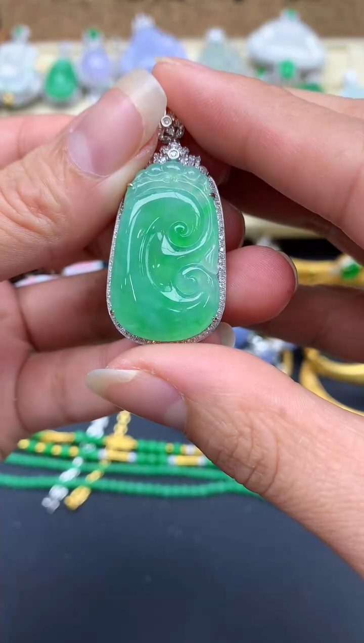 【闪购商品】翡翠颈饰18K金镶嵌657-中国好珍宝