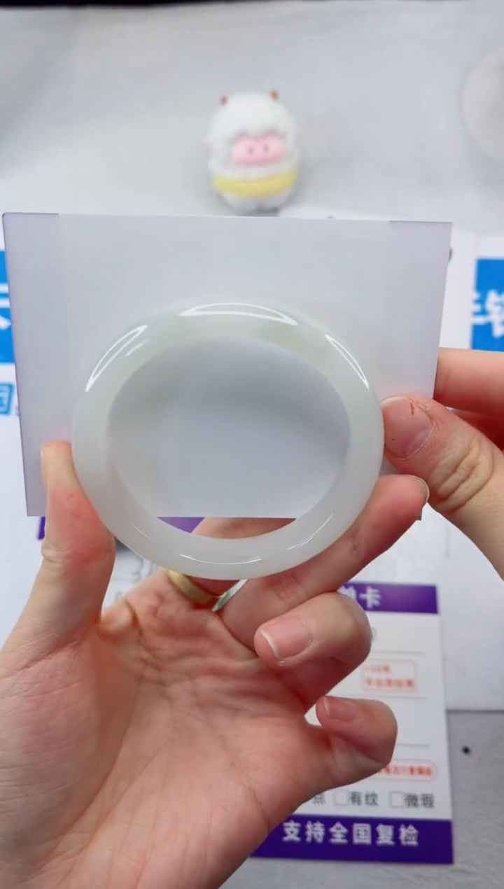 【闪购商品】石英质玉手镯合金40-52.7